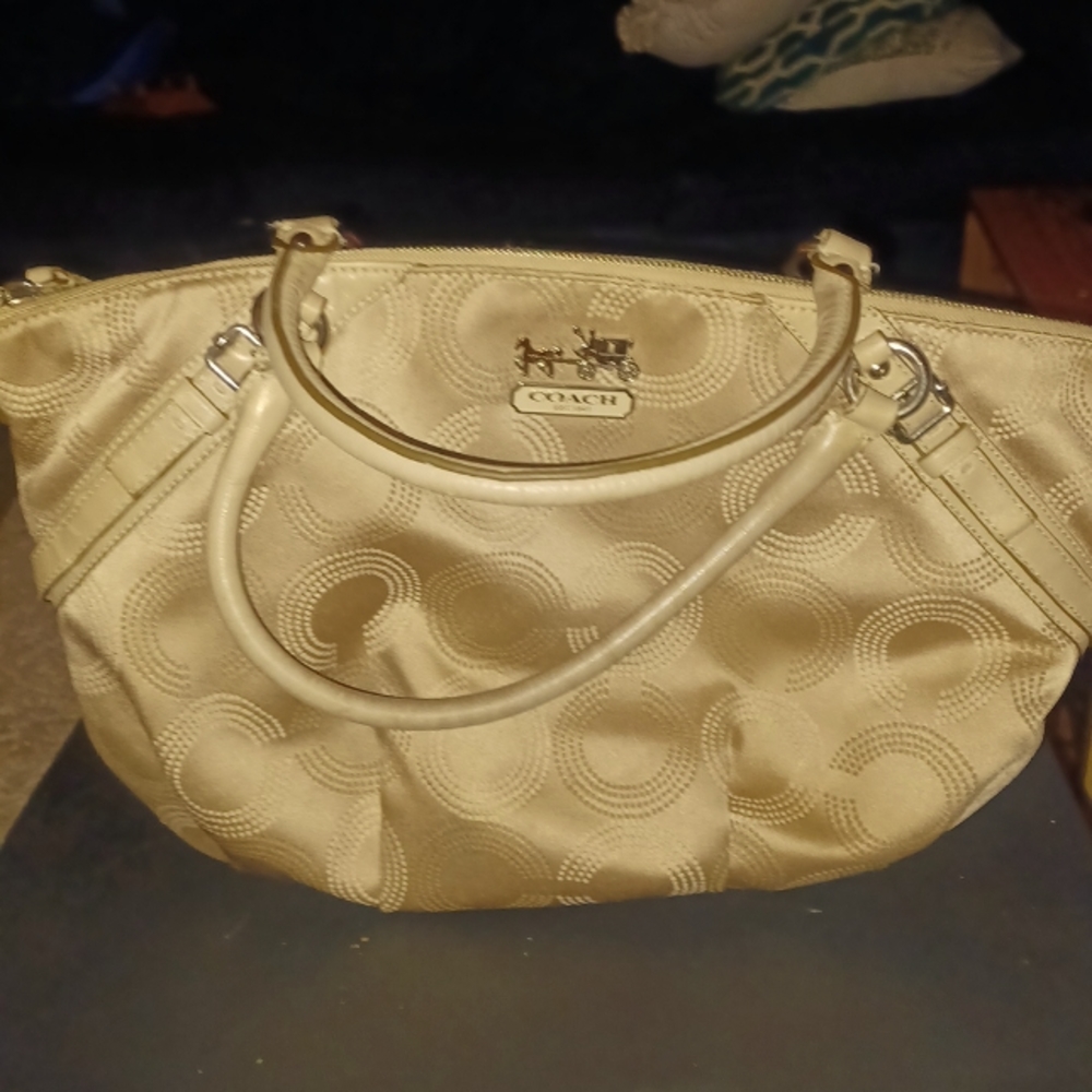 COACH 15935 MADISON DOTTED OP ART SILVER TAUPE